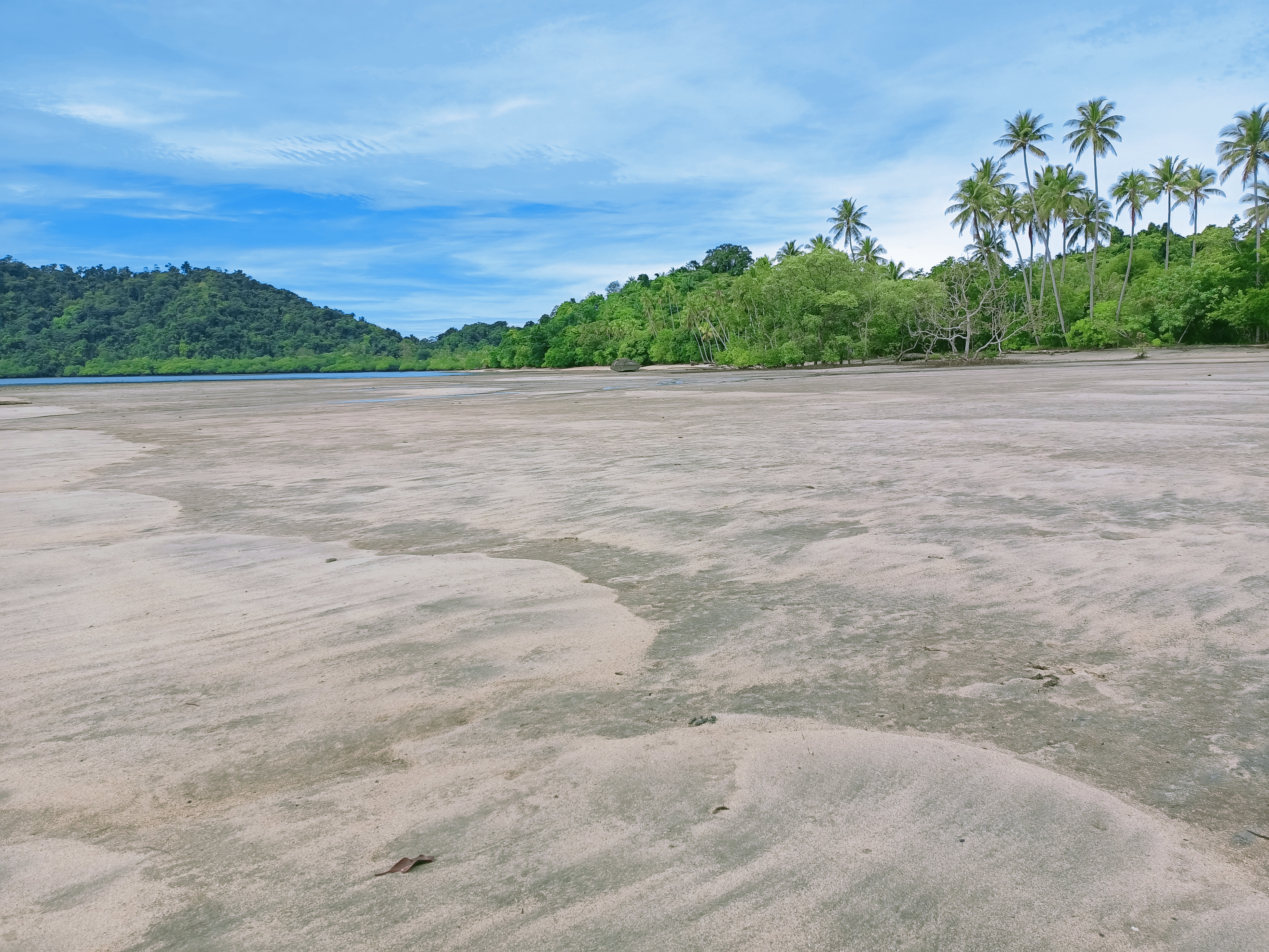 Pesisir Kwatisore di Kabupaten Nabire Papua Tengah